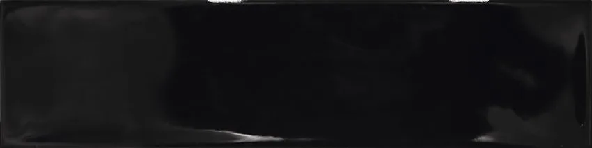 Selkis Black