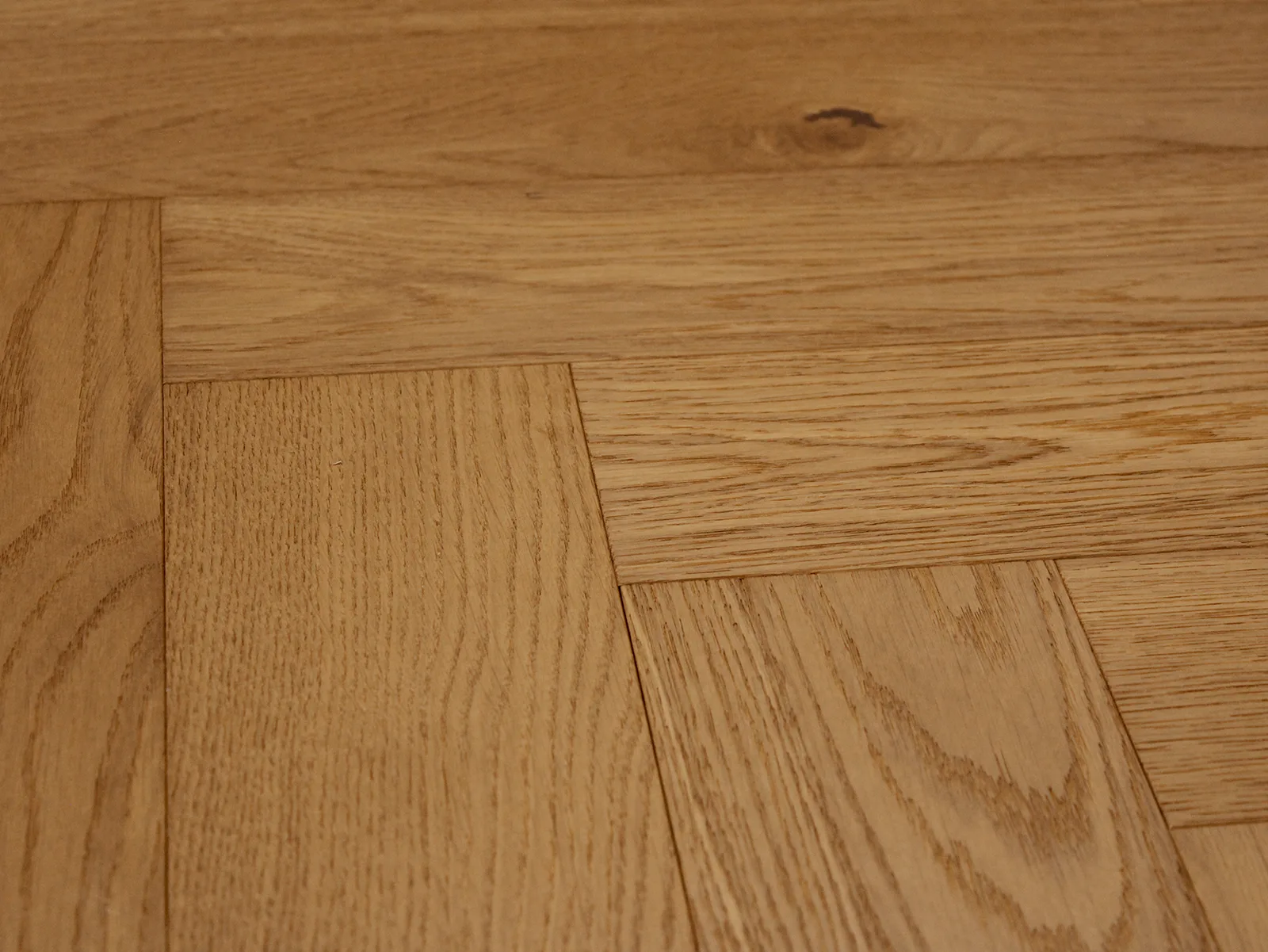 Tartonne Herringbone