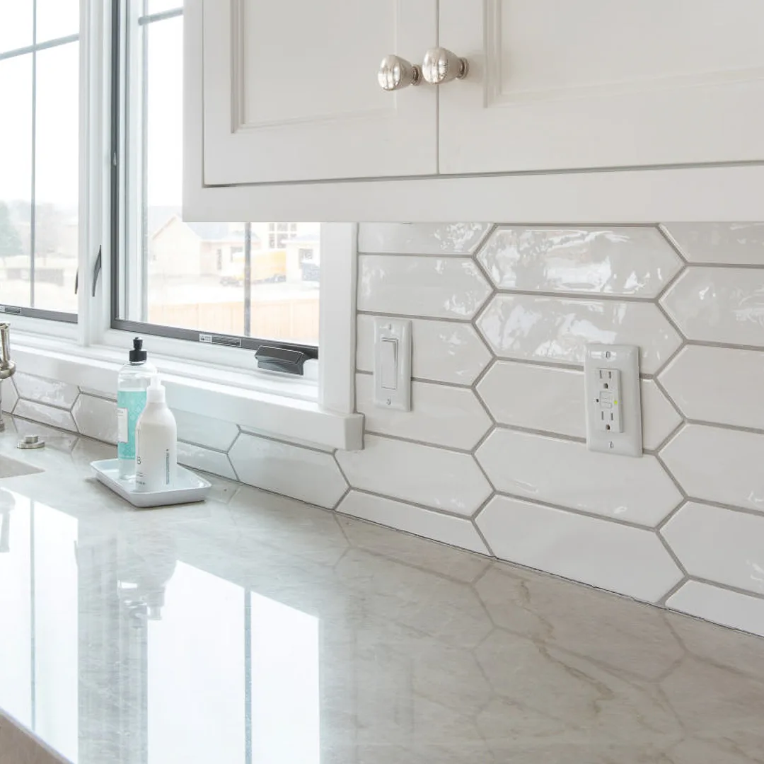 Arte Ceramic Tile in glossy white finish, size 3x12, ceramic material