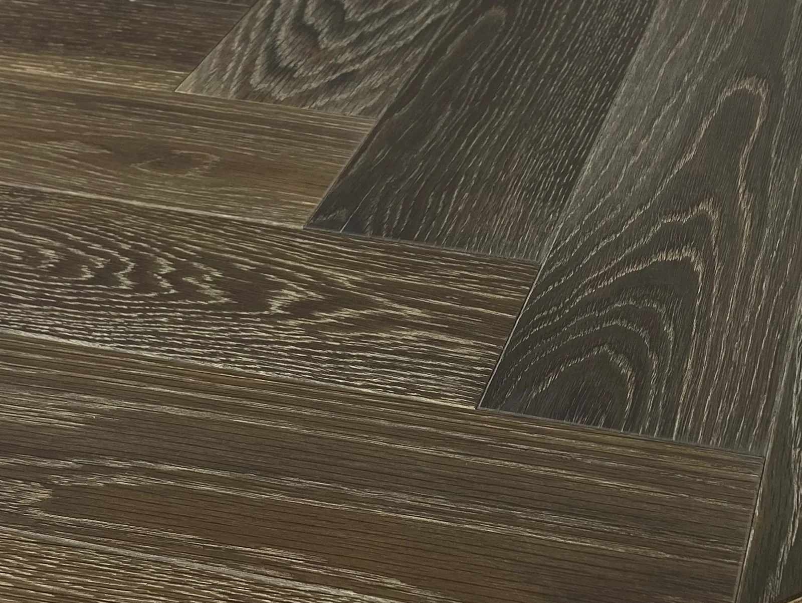 Moro Herringbone