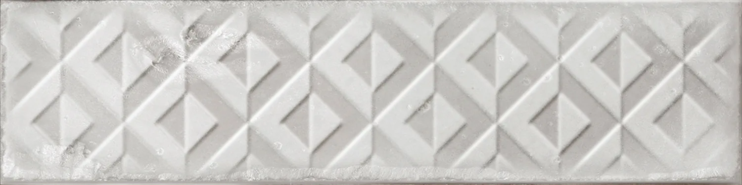 Drop White Relief
