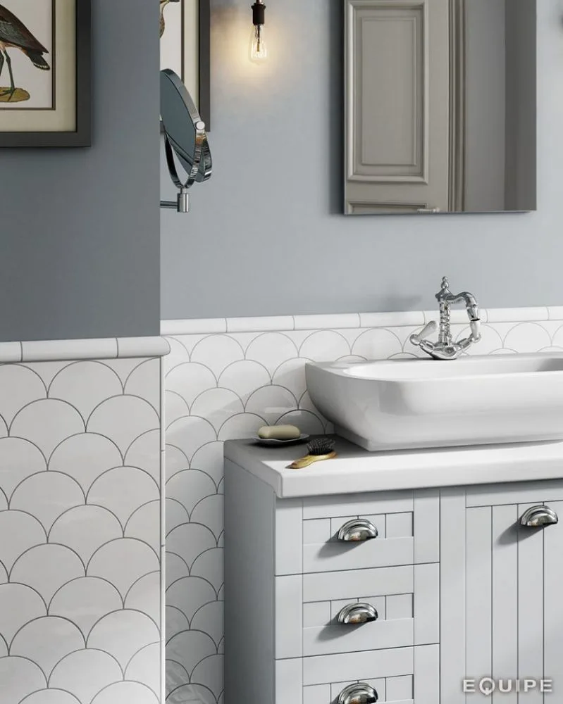 Scale Fan White Matte Ceramic Tile 4x5 for wall application, pure color finish, 3/8 in thickness