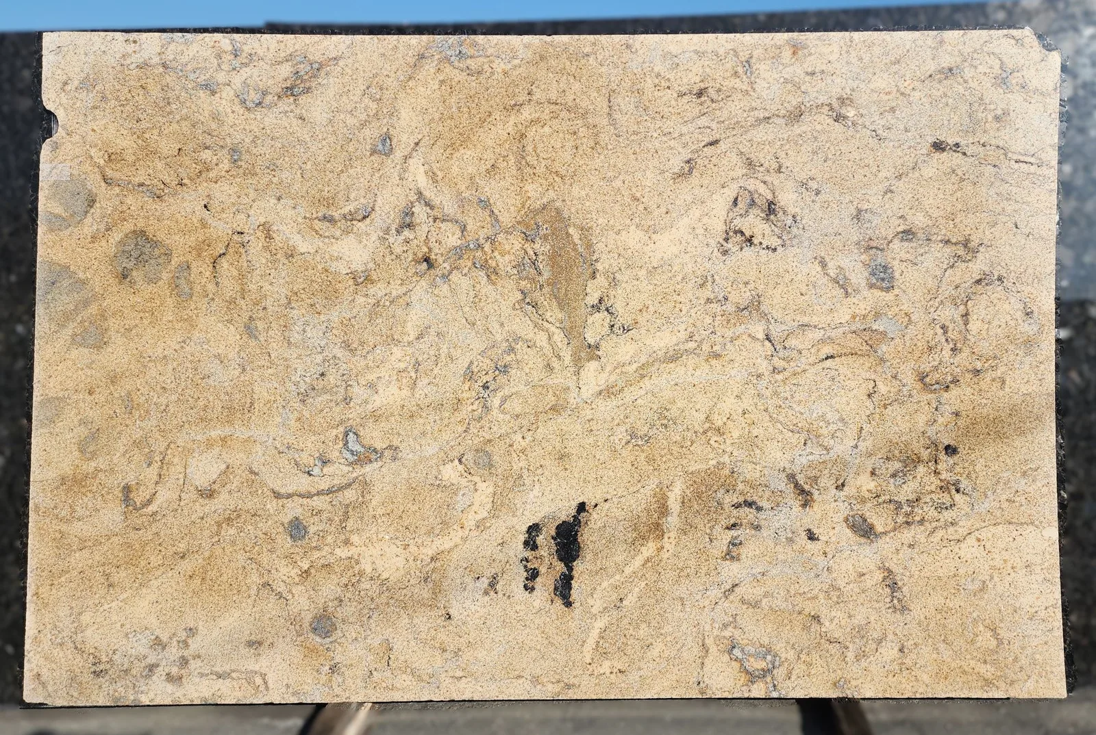 Aurus Slab