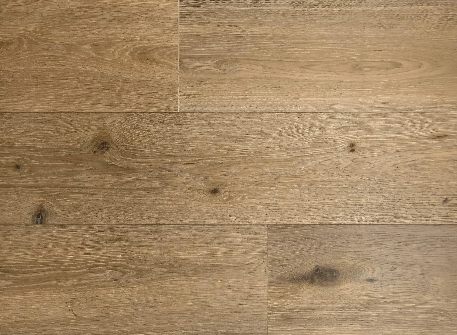 Bravada Regalia Engineered Hardwood Flooring in Cutlass color, 5/8 x 8.66 x Random Lengths, European Oak material