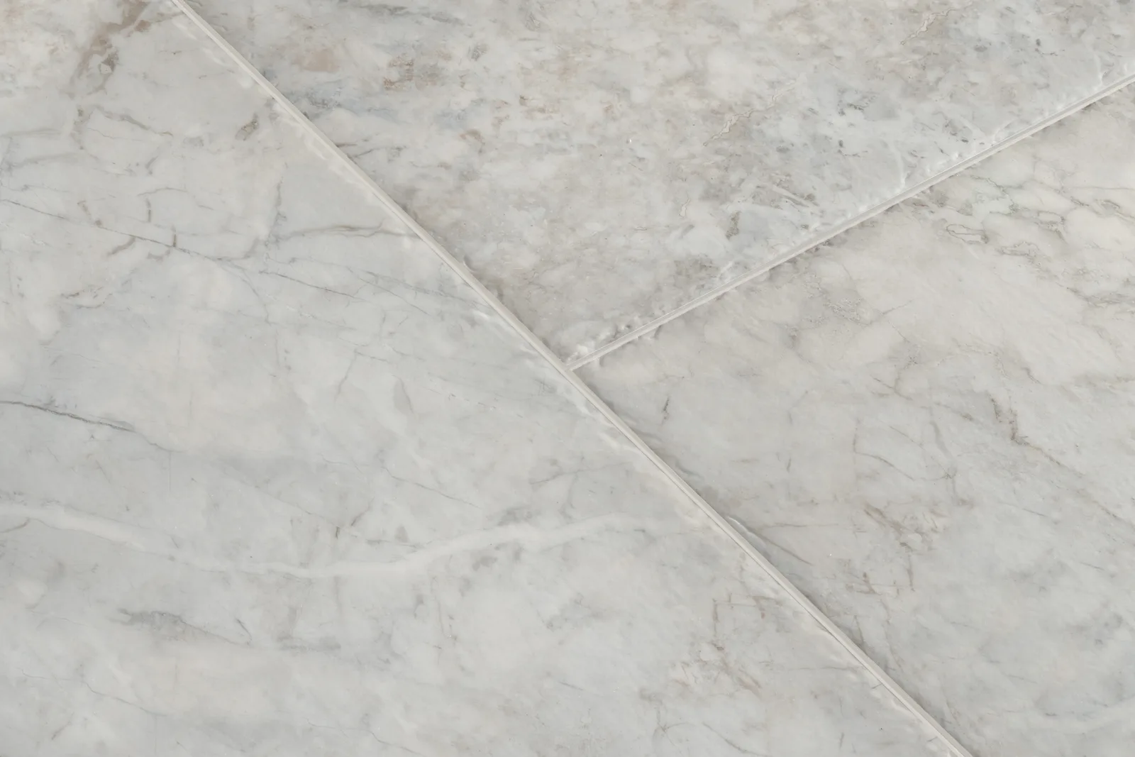 Rapolano Luxury Vinyl Plank in Ivory color, 8mm thickness, 18" x 36" size, made from high-quality luxury vinyl