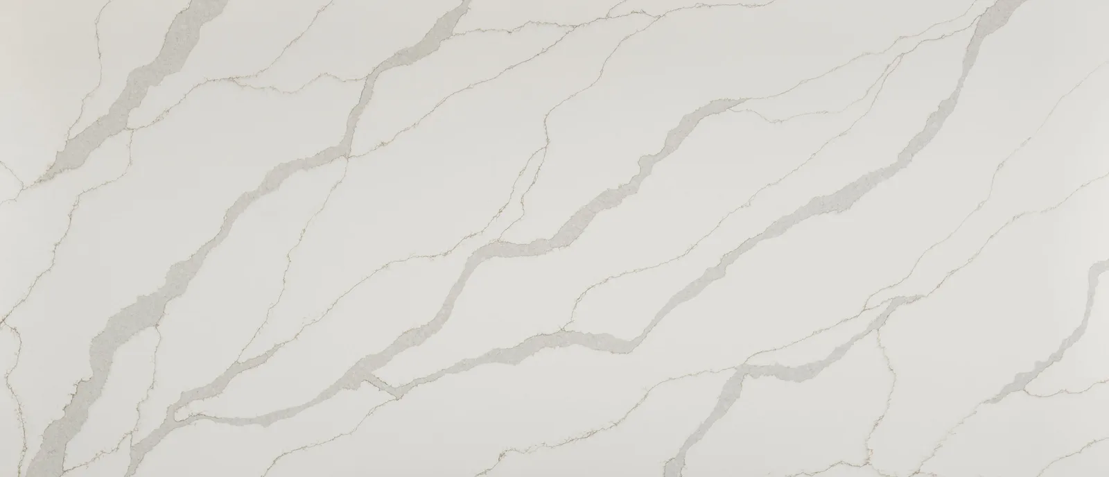 Q Premium Natural Quartz Calacatta Idillio 2 Cm