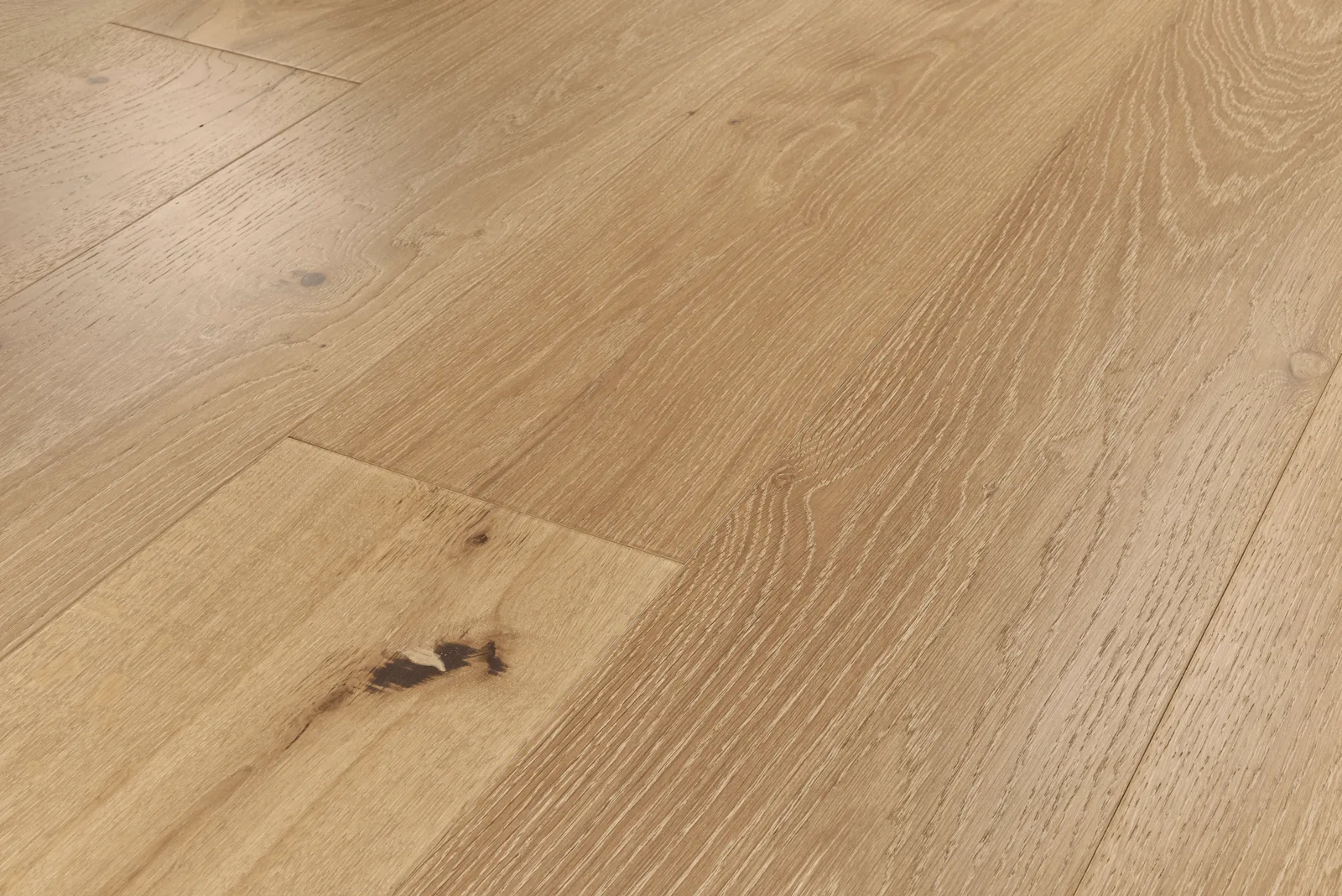 Sanctuary Engineered Hardwood Flooring in Fresh Air, Shell, Dune, Seasalt colors, 5/8" x 10" x RL size, premium material